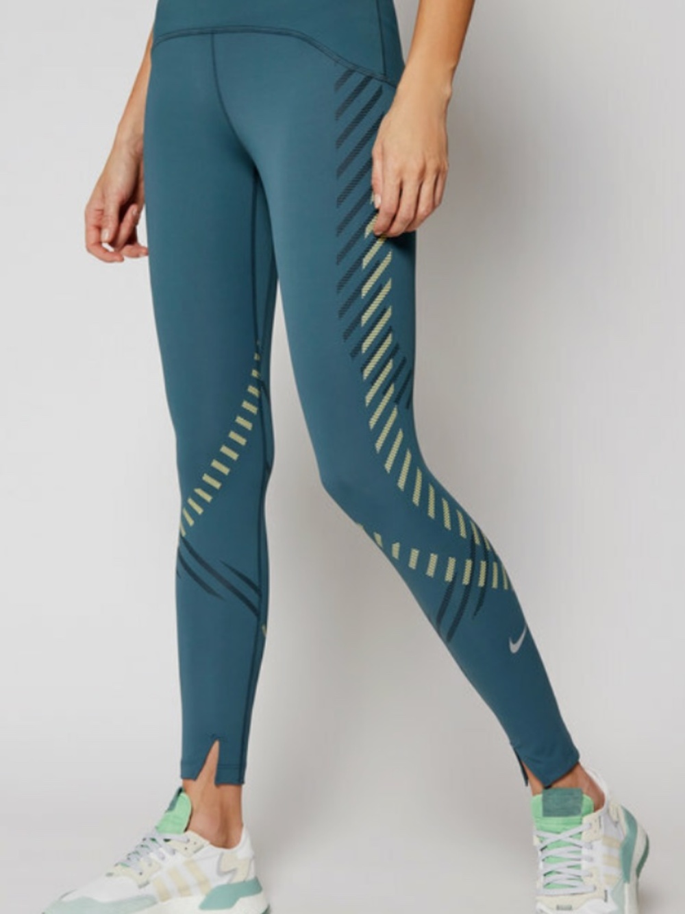 NWOT - NIKE DRI-FIT WOMENS POWER SPEED RUNNING 7/8 TIGHTS GREEN/BLUE - SZ M